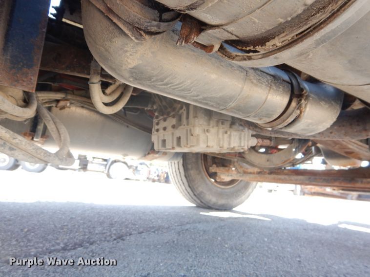 image for item DH2639 2011 Freightliner Business Class M2 flatbed truck