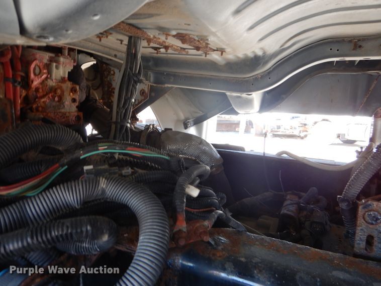 image for item DH2639 2011 Freightliner Business Class M2 flatbed truck