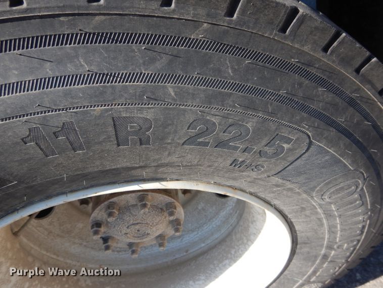 image for item DH2639 2011 Freightliner Business Class M2 flatbed truck