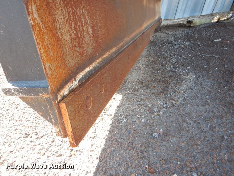 image for item DH2639 2011 Freightliner Business Class M2 flatbed truck