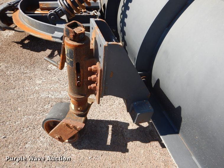 image for item DH2639 2011 Freightliner Business Class M2 flatbed truck