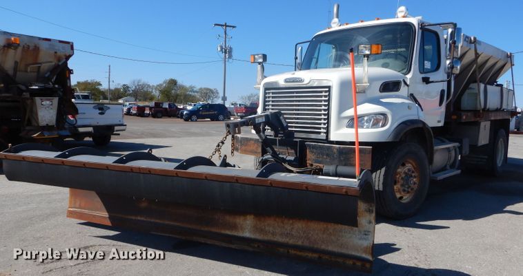 image for item DH2639 2011 Freightliner Business Class M2 flatbed truck