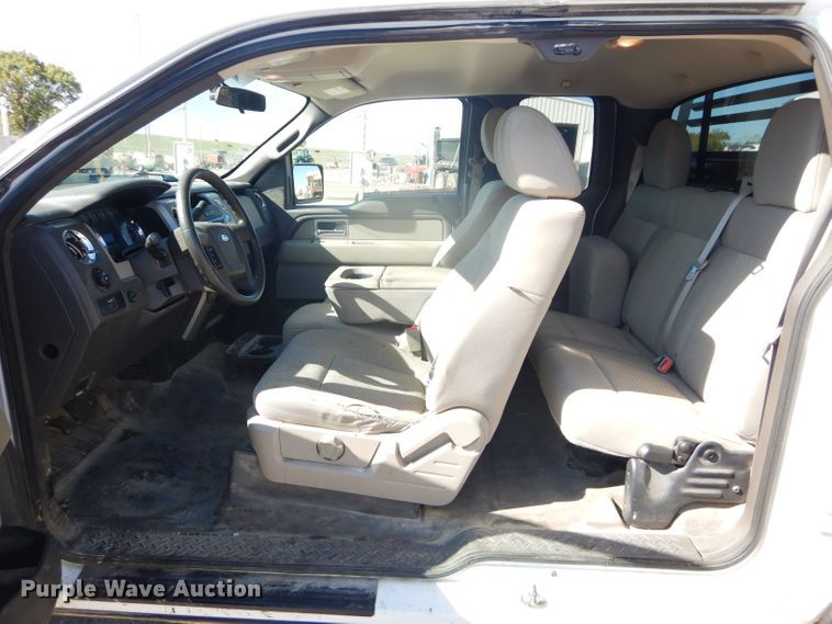 image for item DH2644 2010 Ford F150 SuperCab pickup truck