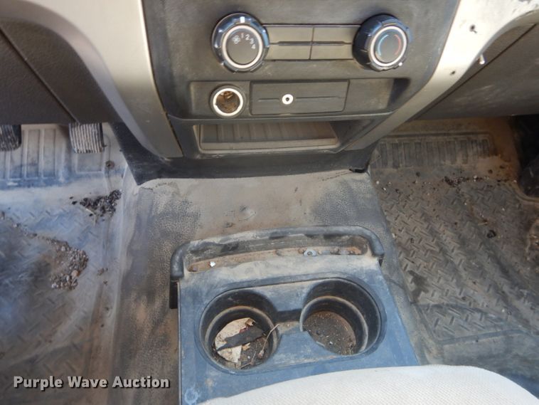 image for item DH2644 2010 Ford F150 SuperCab pickup truck