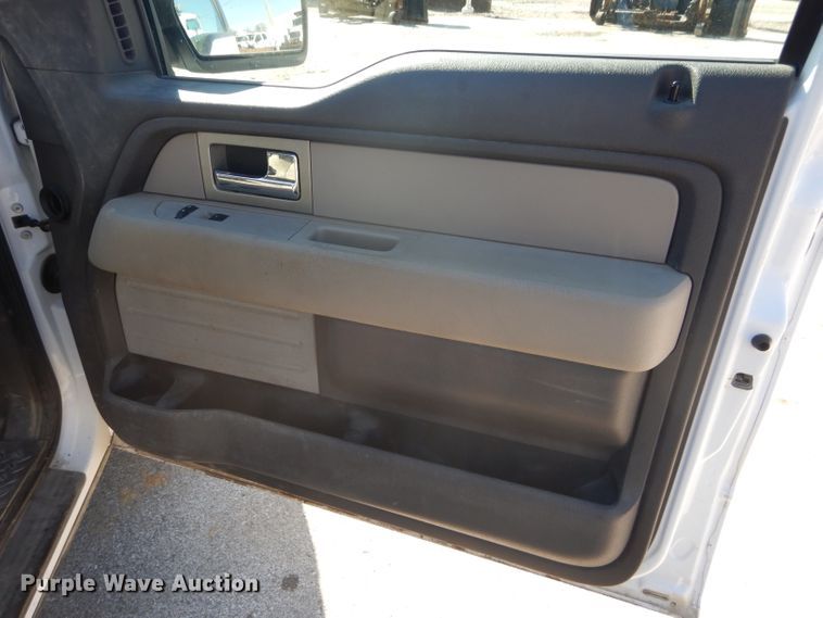 image for item DH2644 2010 Ford F150 SuperCab pickup truck