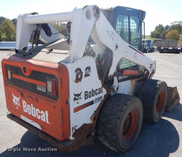 image for item DH2645 2010 Bobcat S650 skid steer