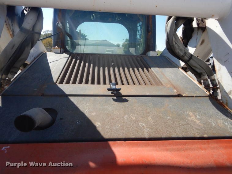 image for item DH2645 2010 Bobcat S650 skid steer