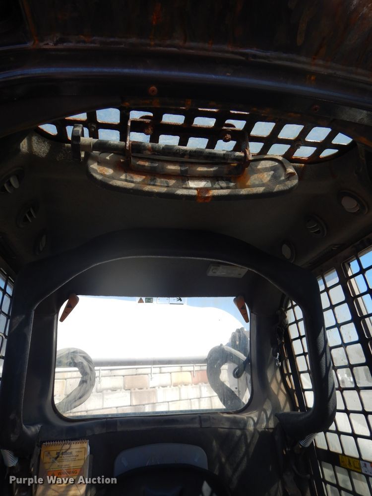 image for item DH2645 2010 Bobcat S650 skid steer