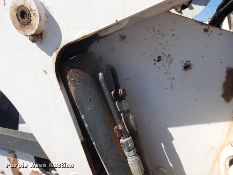 image for item DH2645 2010 Bobcat S650 skid steer