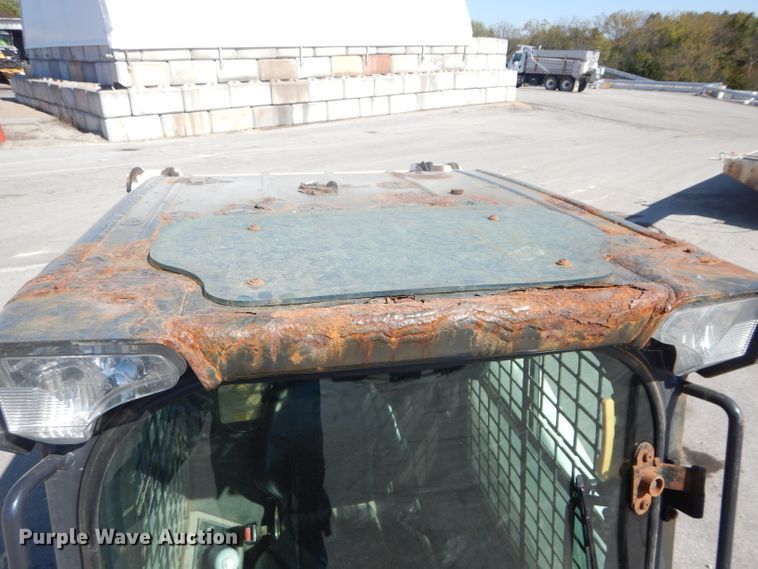 image for item DH2645 2010 Bobcat S650 skid steer