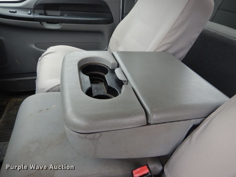 image for item DH2674 2005 Ford F250 Super Duty SuperCab pickup truck