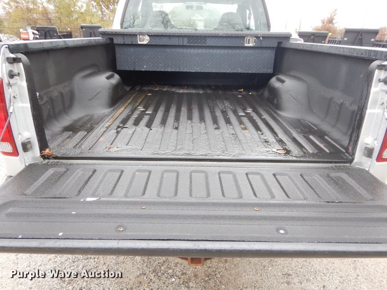 image for item DH2674 2005 Ford F250 Super Duty SuperCab pickup truck