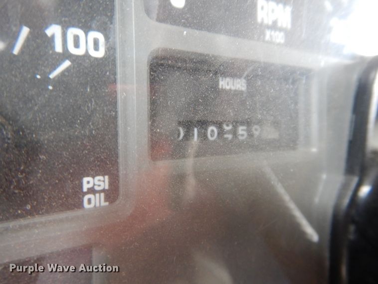 image for item DH3617 1999 International 3800 school bus