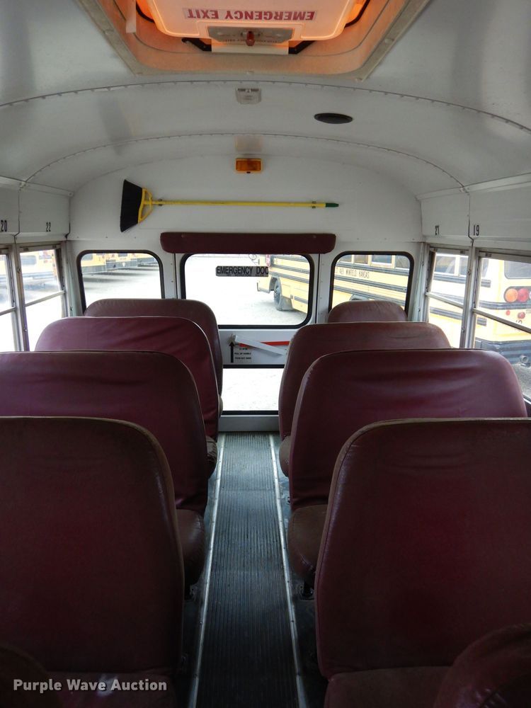 image for item DH3617 1999 International 3800 school bus