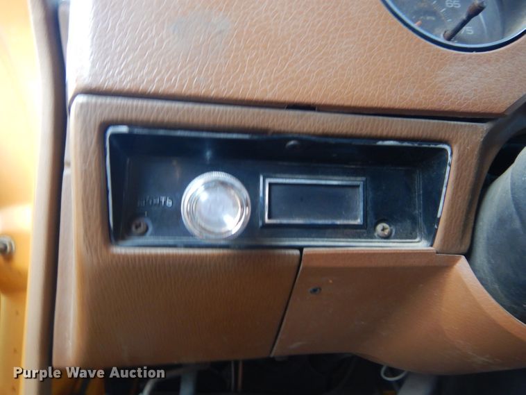 image for item DH3619 1991 GMC Vandura school bus