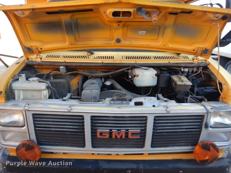 image for item DH3619 1991 GMC Vandura school bus