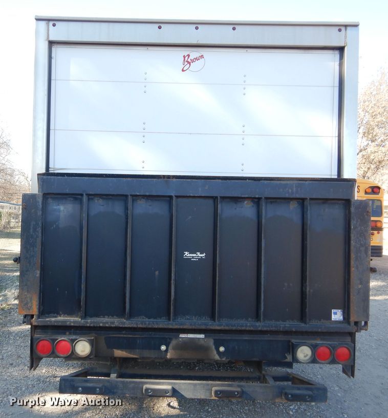 image for item DH3620 2000 Chevrolet Express 3500 box truck