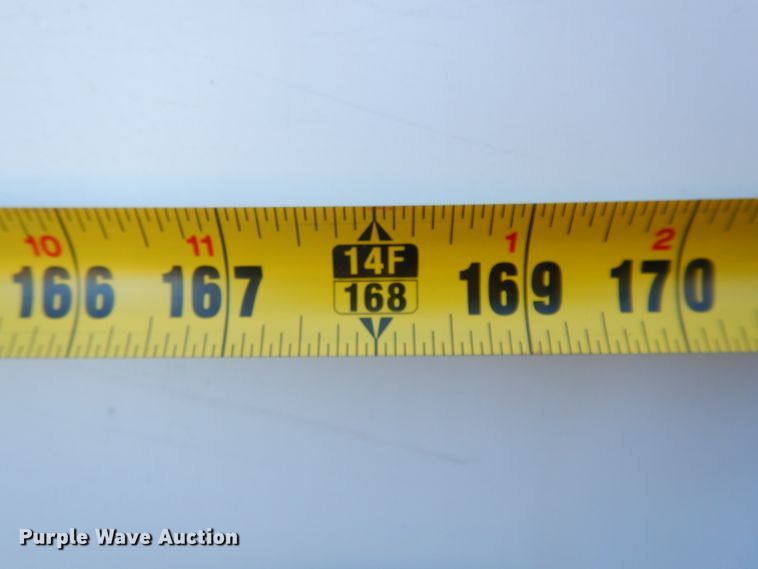 image for item DH3620 2000 Chevrolet Express 3500 box truck