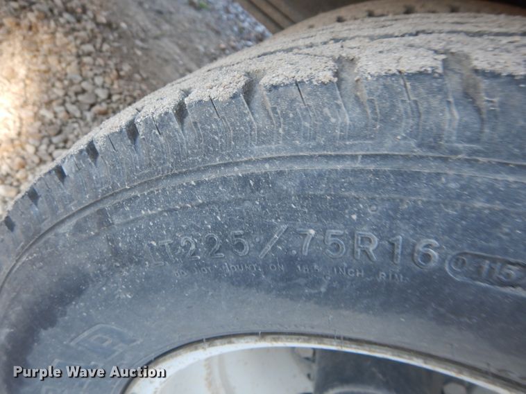 image for item DH3620 2000 Chevrolet Express 3500 box truck