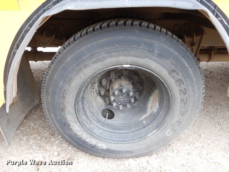 image for item DH3621 1998 Blue Bird TC2000 school bus