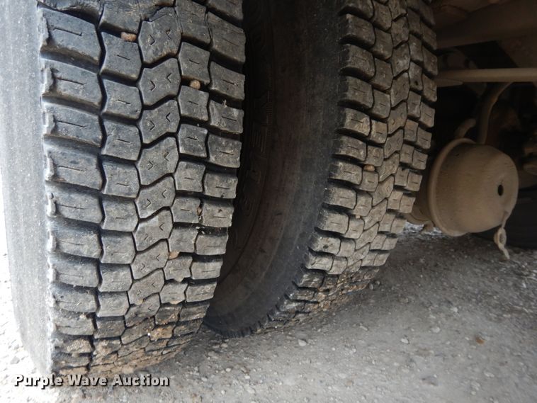 image for item DH3621 1998 Blue Bird TC2000 school bus