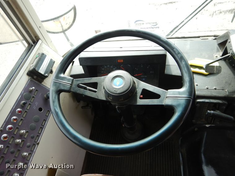 image for item DH3622 1999 Blue Bird TC2000 school bus