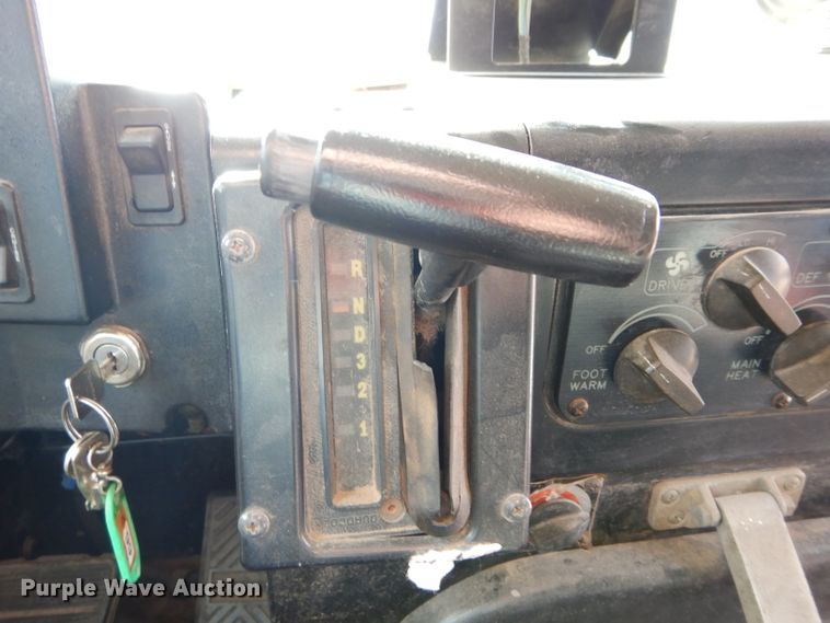 image for item DH3622 1999 Blue Bird TC2000 school bus