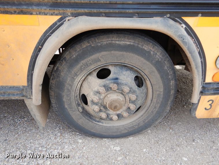 image for item DH3622 1999 Blue Bird TC2000 school bus