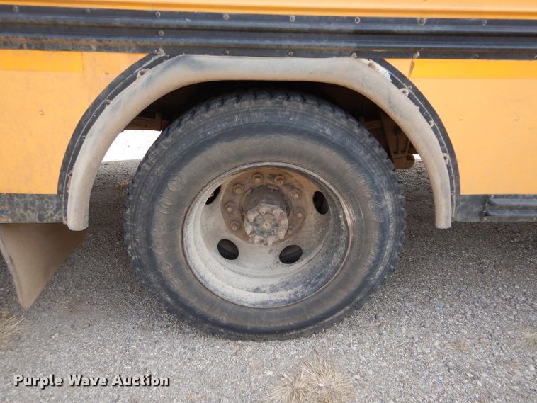 image for item DH3622 1999 Blue Bird TC2000 school bus