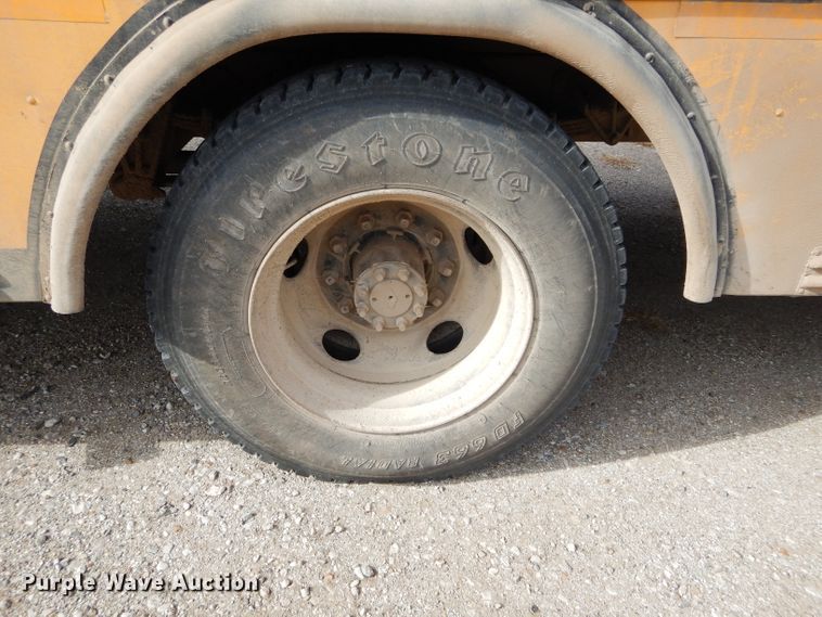 image for item DH3622 1999 Blue Bird TC2000 school bus