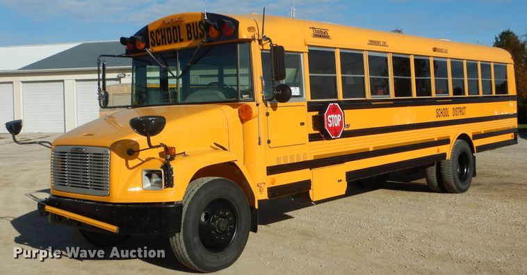 image for item DH6761 2005 Freightliner FS65 Thomas Built school bus