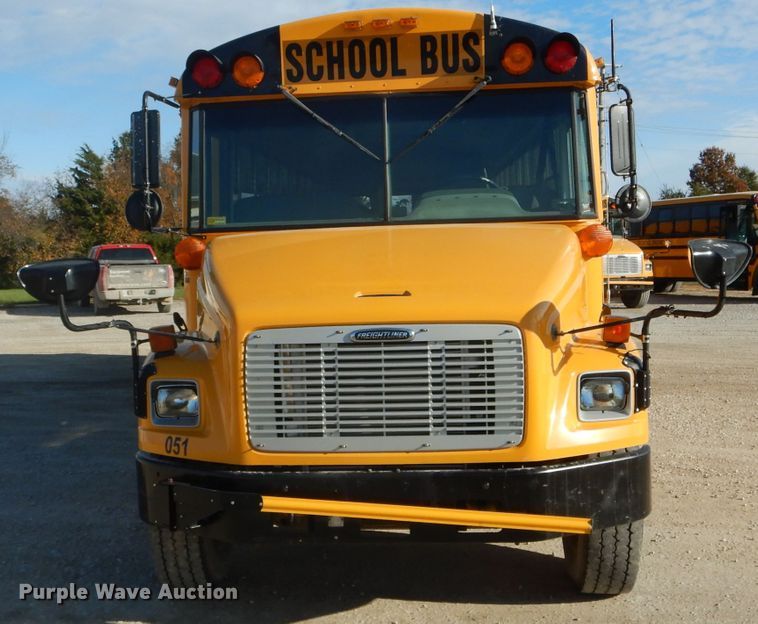 image for item DH6761 2005 Freightliner FS65 Thomas Built school bus