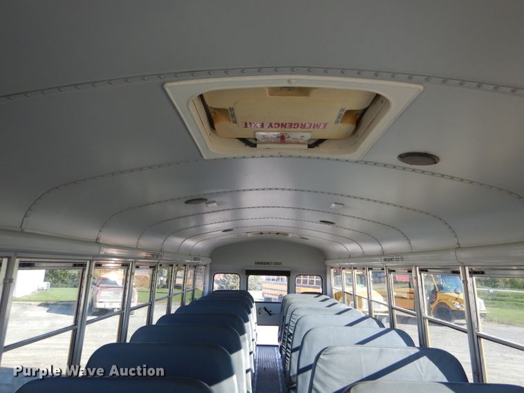 image for item DH6761 2005 Freightliner FS65 Thomas Built school bus