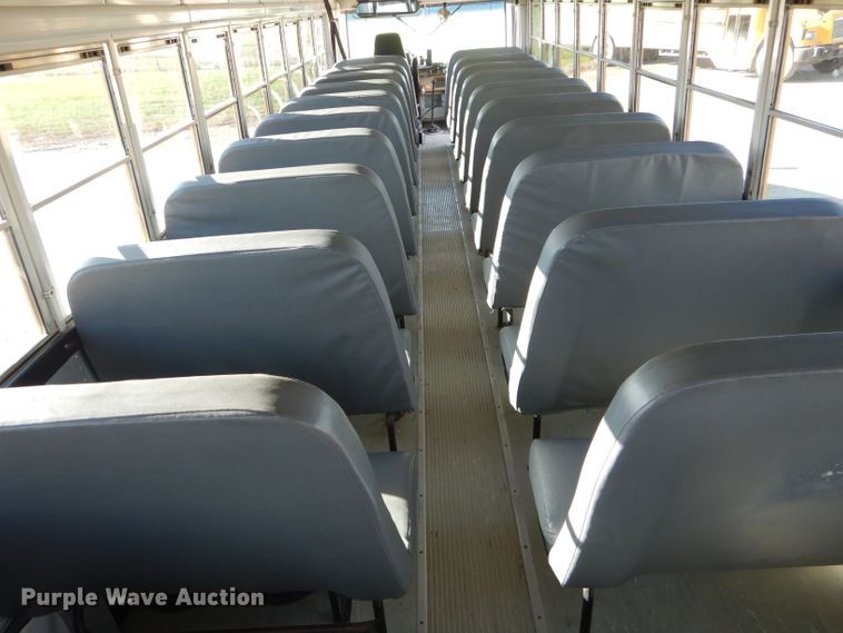 image for item DH6761 2005 Freightliner FS65 Thomas Built school bus