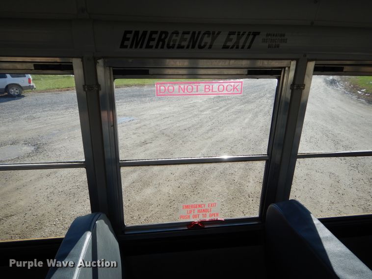 image for item DH6761 2005 Freightliner FS65 Thomas Built school bus