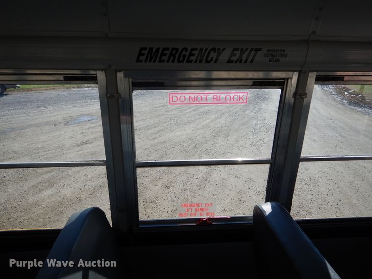 image for item DH6761 2005 Freightliner FS65 Thomas Built school bus