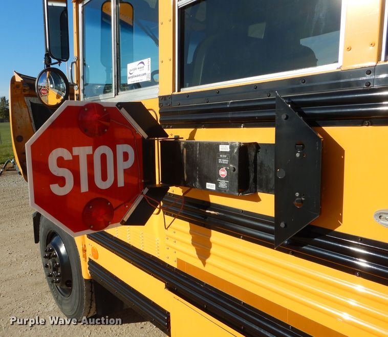 image for item DH6761 2005 Freightliner FS65 Thomas Built school bus