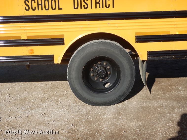 image for item DH6761 2005 Freightliner FS65 Thomas Built school bus