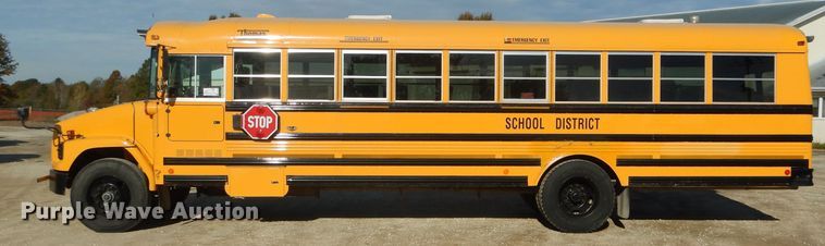 image for item DH6762 2006 Freightliner FS65 Thomas Built school bus