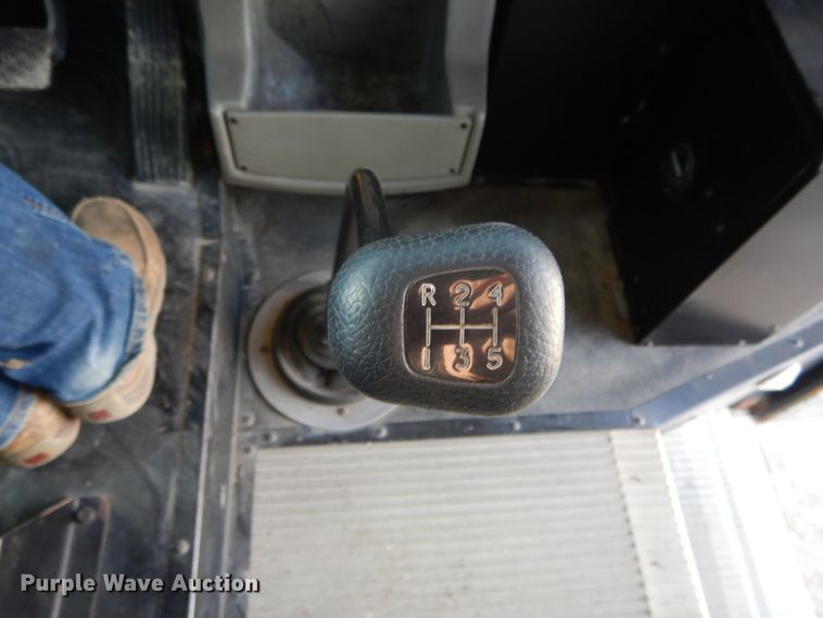 image for item DH6762 2006 Freightliner FS65 Thomas Built school bus