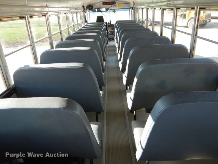 image for item DH6762 2006 Freightliner FS65 Thomas Built school bus