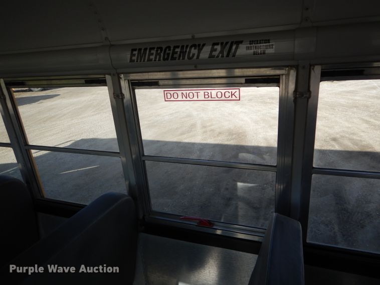 image for item DH6762 2006 Freightliner FS65 Thomas Built school bus