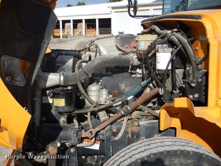 image for item DH6762 2006 Freightliner FS65 Thomas Built school bus