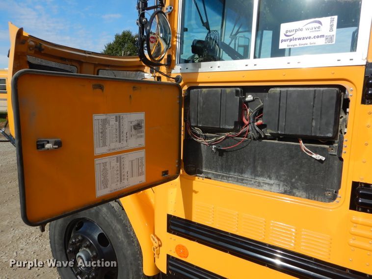 image for item DH6762 2006 Freightliner FS65 Thomas Built school bus