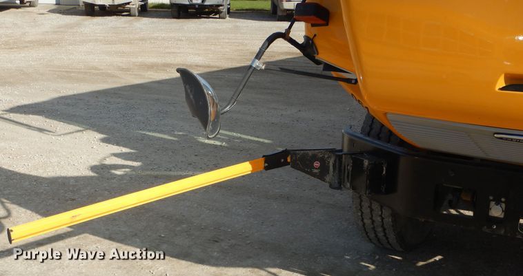 image for item DH6762 2006 Freightliner FS65 Thomas Built school bus