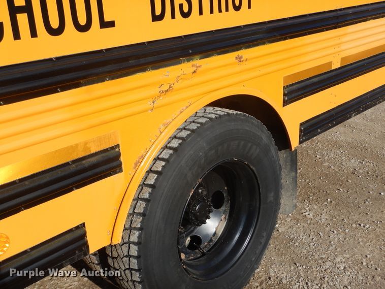 image for item DH6762 2006 Freightliner FS65 Thomas Built school bus