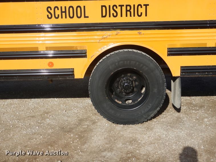 image for item DH6762 2006 Freightliner FS65 Thomas Built school bus