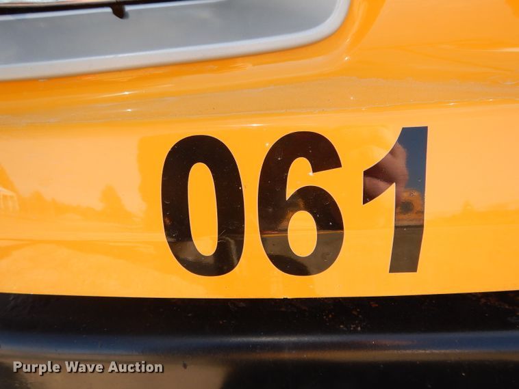 image for item DH6762 2006 Freightliner FS65 Thomas Built school bus