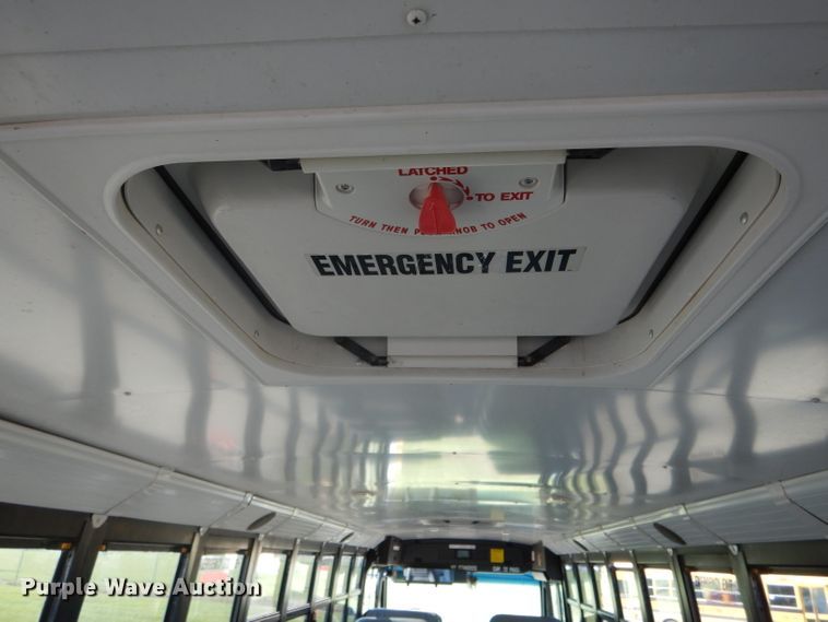 image for item DH6763 2009 Freightliner B2 Thomas Built school bus