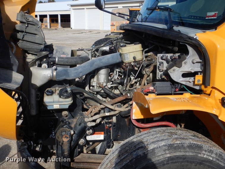 image for item DH6763 2009 Freightliner B2 Thomas Built school bus